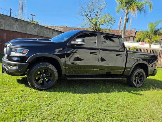RAM 1500 5.7 V8 GASOLINA REBEL CD 4X4 AUTOMÁTICO RAM 1500 5.7 V8 GASOLINA REBEL CD 4X4 AUTOMÁTICO